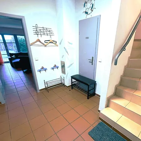 Ferienhaus Huehnergott Mit Grossem Garten Familienfreundlich *