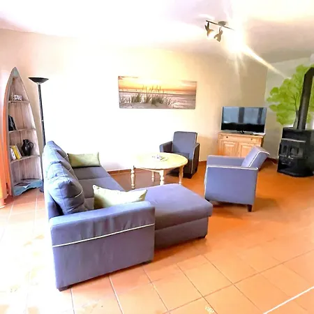 Ferienhaus Huehnergott Mit Grossem Garten Familienfreundlich Vakantiehuis