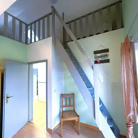 Ferienhaus Huehnergott Mit Grossem Garten Familienfreundlich * Garz (Rugen)
